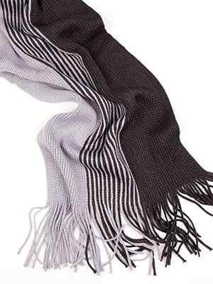  scarf in gray and black stripe with fri - 10312 - € 6.75
