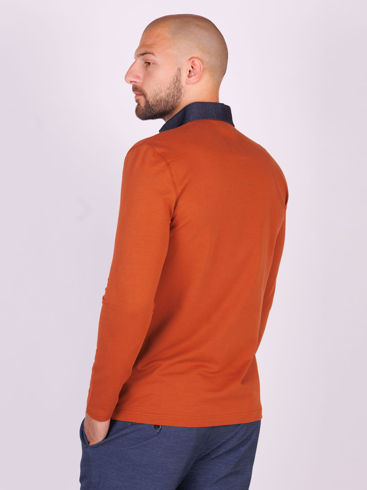 Mens blouse with contrast collar - 18268 € 34.31 img2