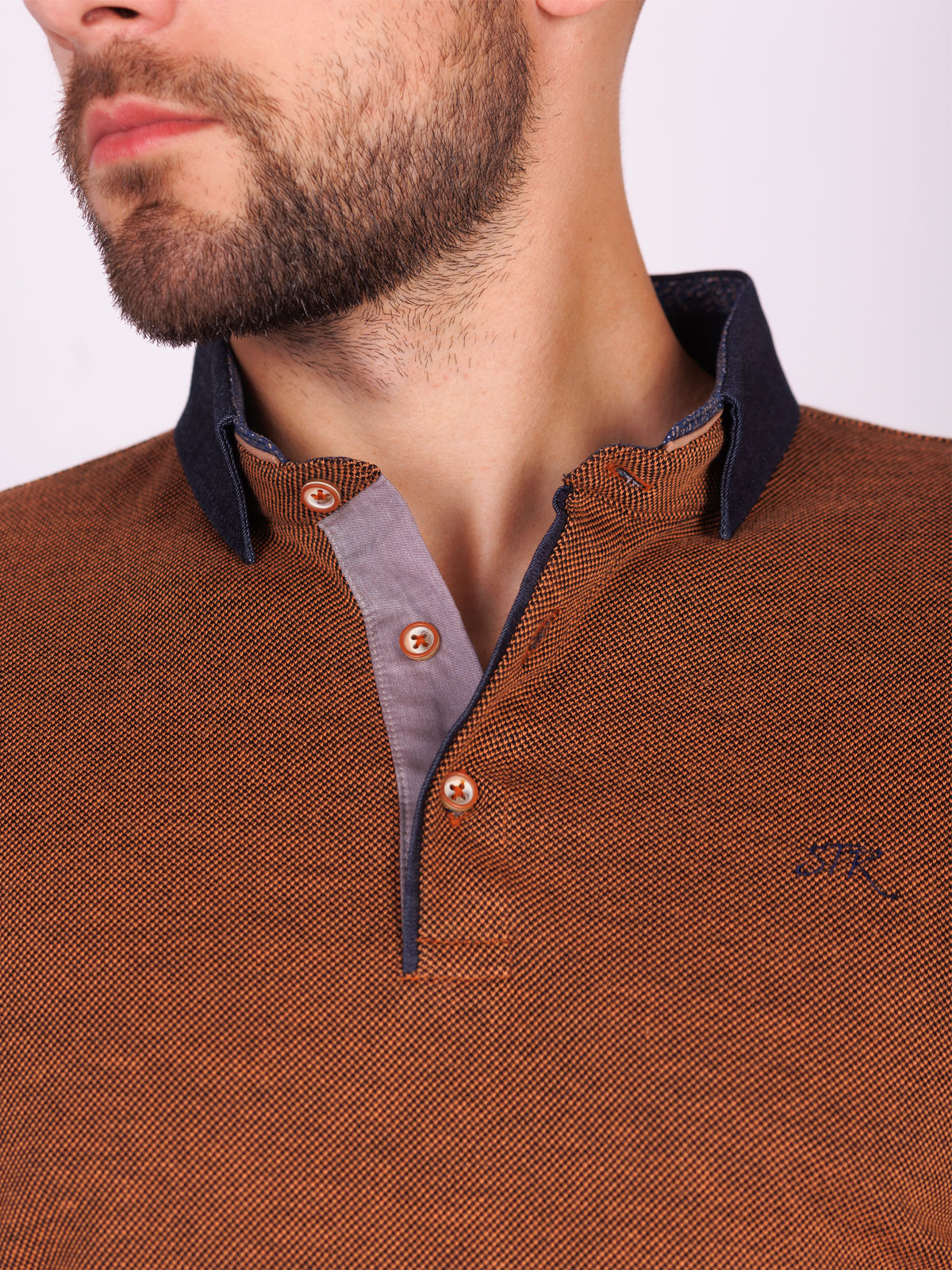 Mens blouse with contrasting collar - 18272 € 35.43 img3