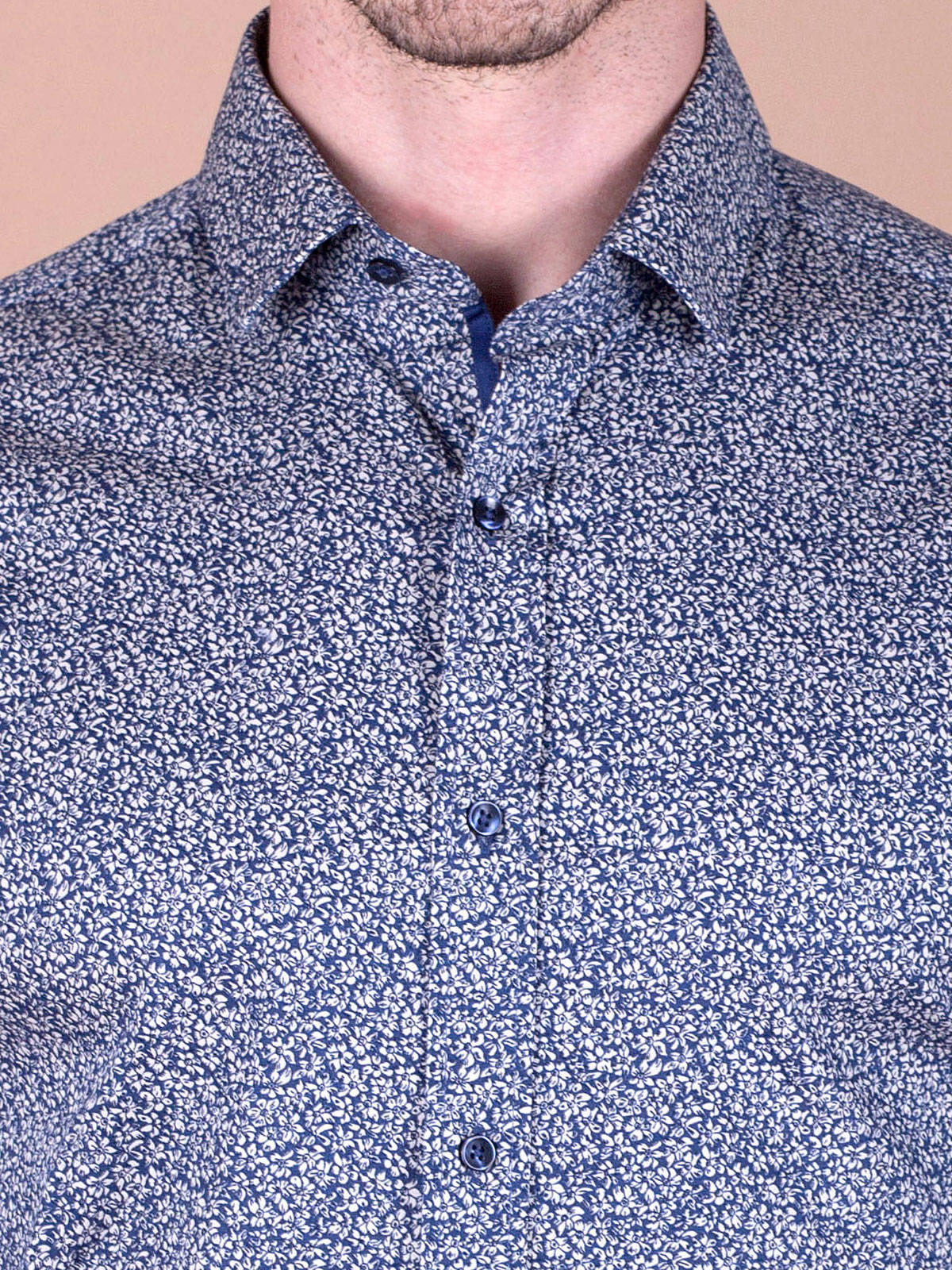 Blue shirt with tiny white flowers - 21391 € 21.93 img3