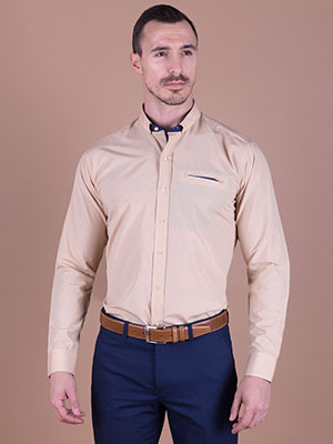 Shirt in pale orange with fine dots-21396-€ 16.31