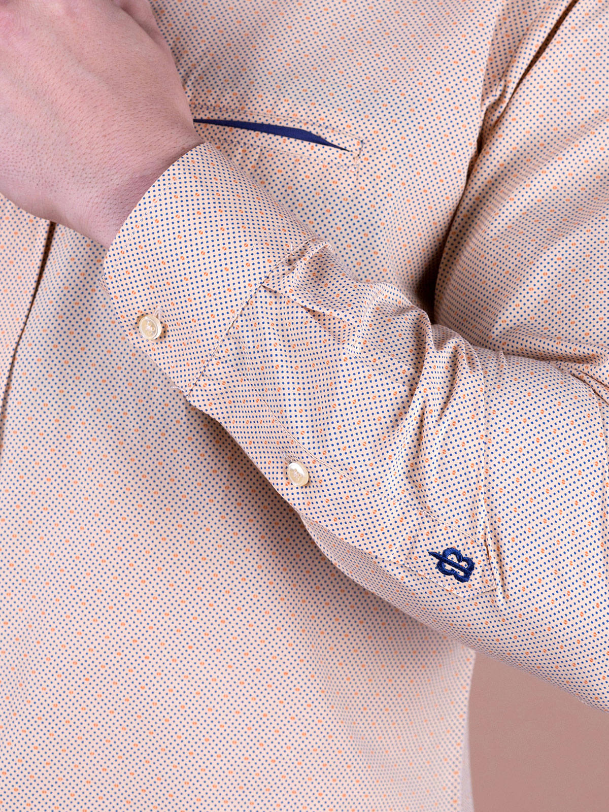 Shirt in pale orange with fine dots - 21396 € 16.31 img3
