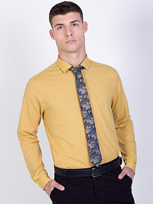 Σκούρο κίτρινο πουκάμισο με μικρές φιγο-21454-€ 21.93