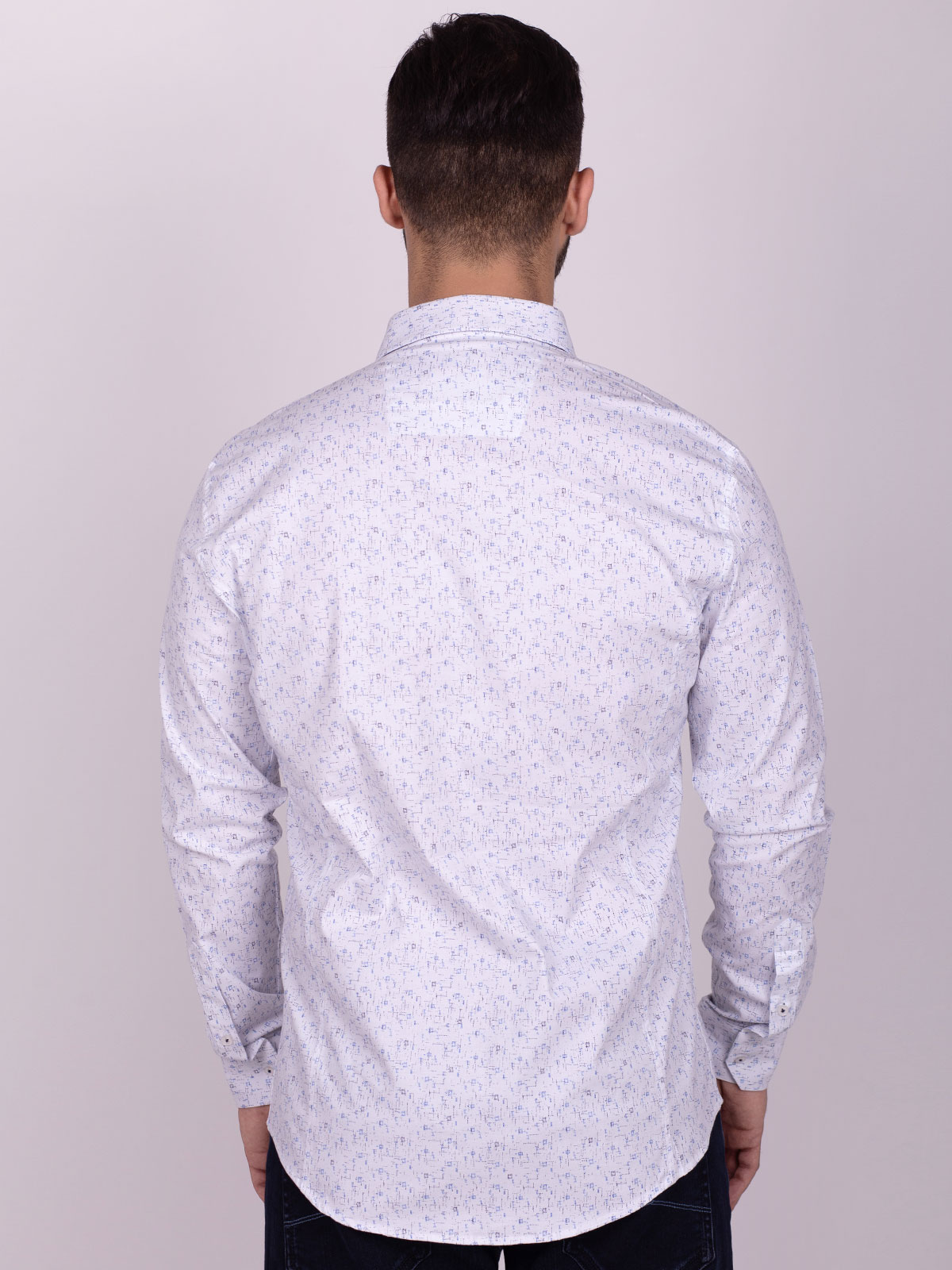 Λευκό πουκάμισο με στάμπα από μπλε φιγού - 21515 € 43.87 img4