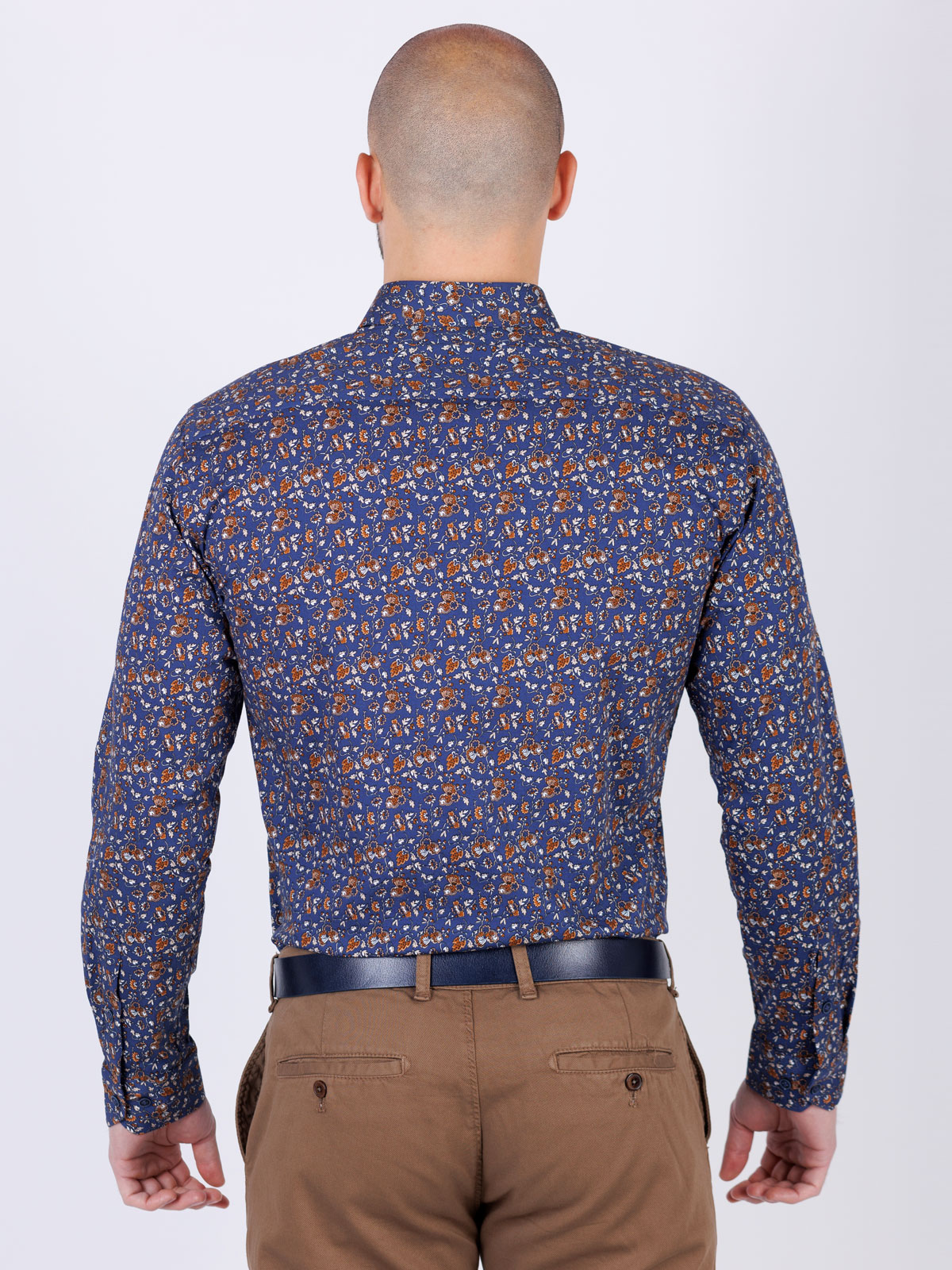 Shirt in dark blue with leaves - 21548 € 43.87 img2