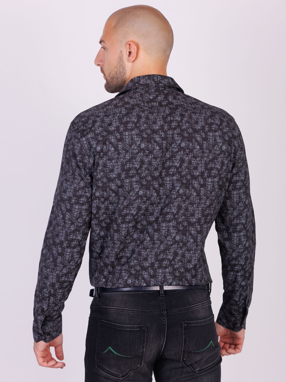 Mens shirt with abstract figures - 21556 € 44.43 img2