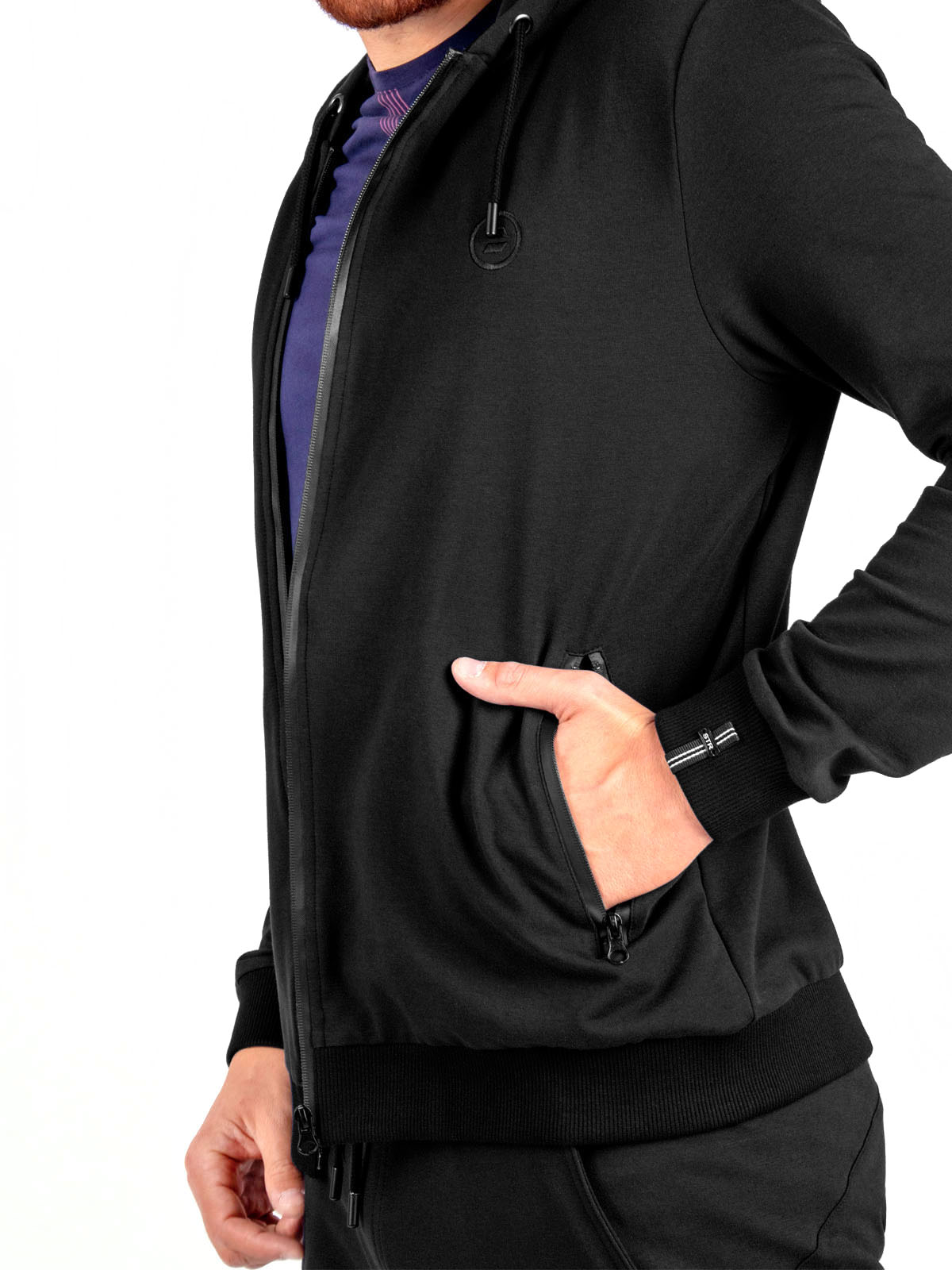 Sweatshirt in black with hood - 28097 € 27.56 img4