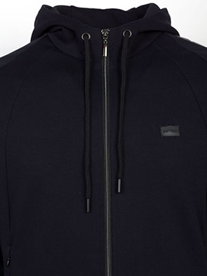 Hanorac sport cu glugă - 28151 71.99 € img3