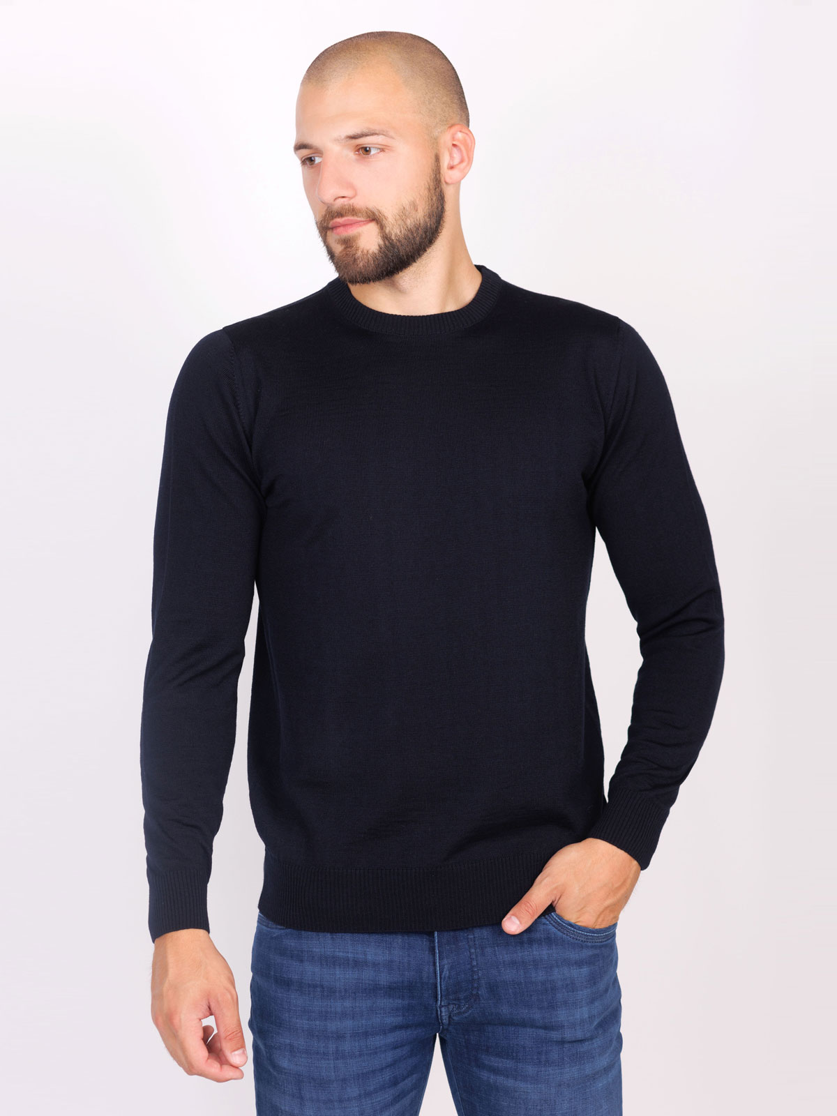Wool sweater in dark blue - 33097 € 42.74 img1