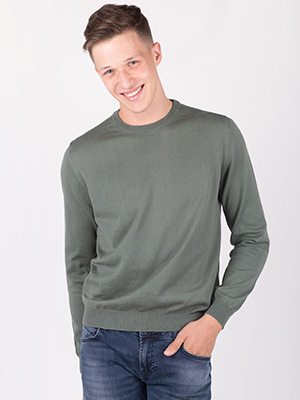 Βαμβακερό πουλόβερ σε πράσινο χρώμα - 35278 - € 27.00