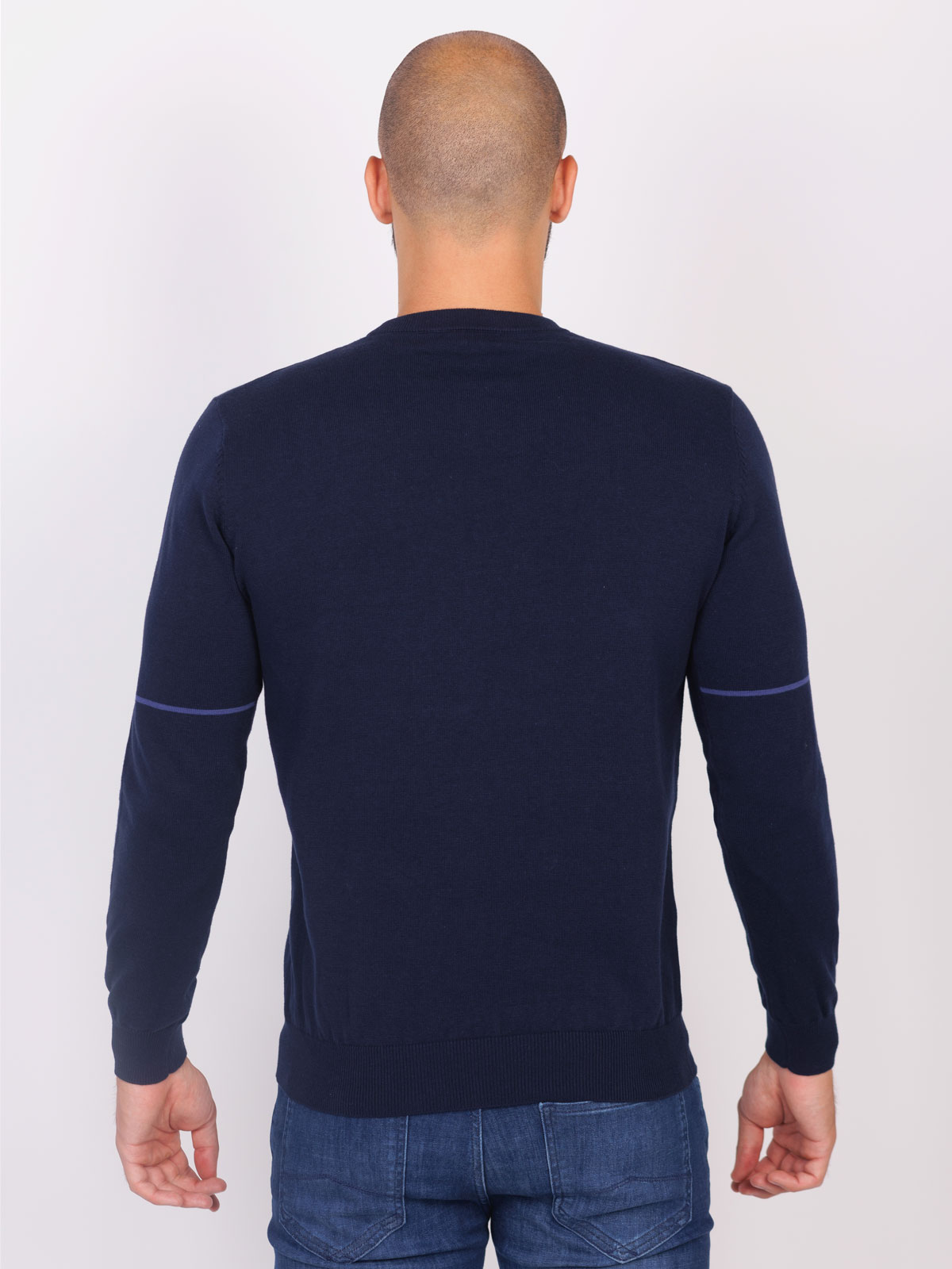 Ανδρική μπλούζα σε σκούρο μπλε - 35313 € 38.81 img2