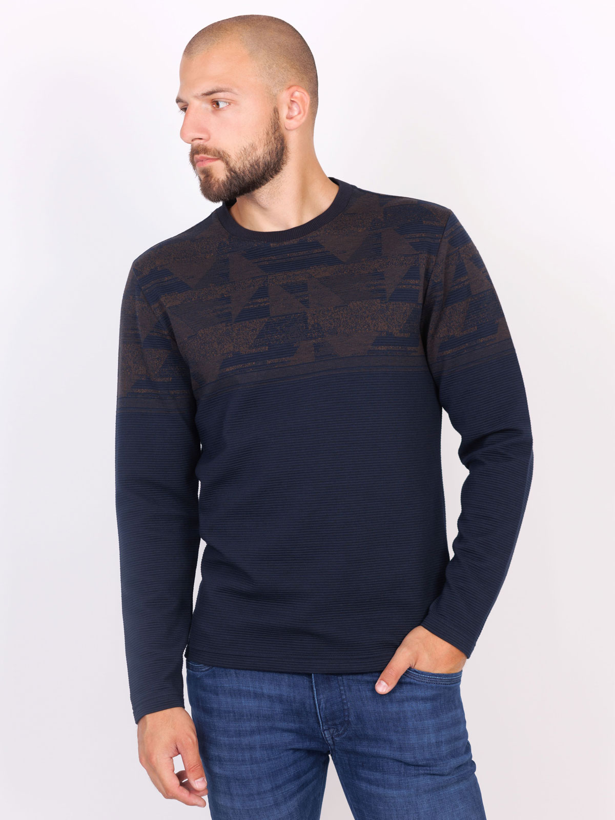 Bluză albastru închis cu forme - 42346 € 32.06 img1