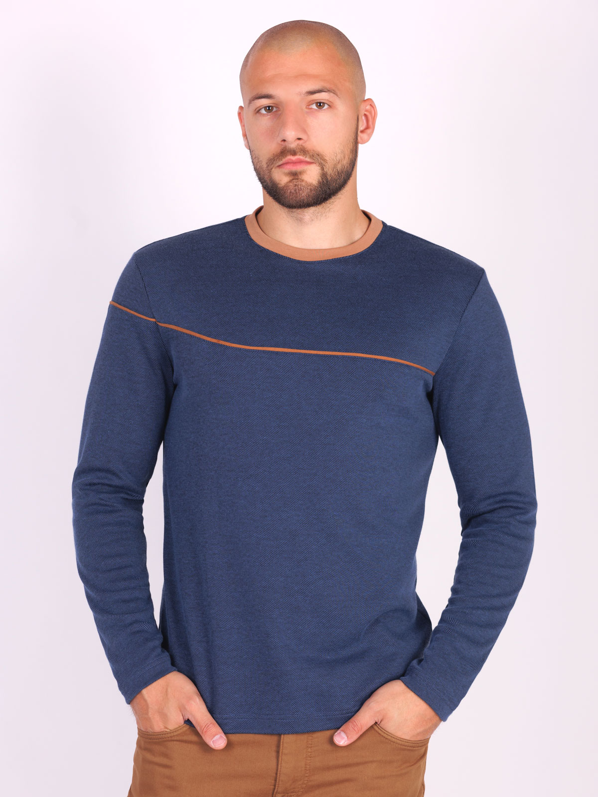 Bluză albastră cu mânecă lungă - 42361 € 32.06 img1