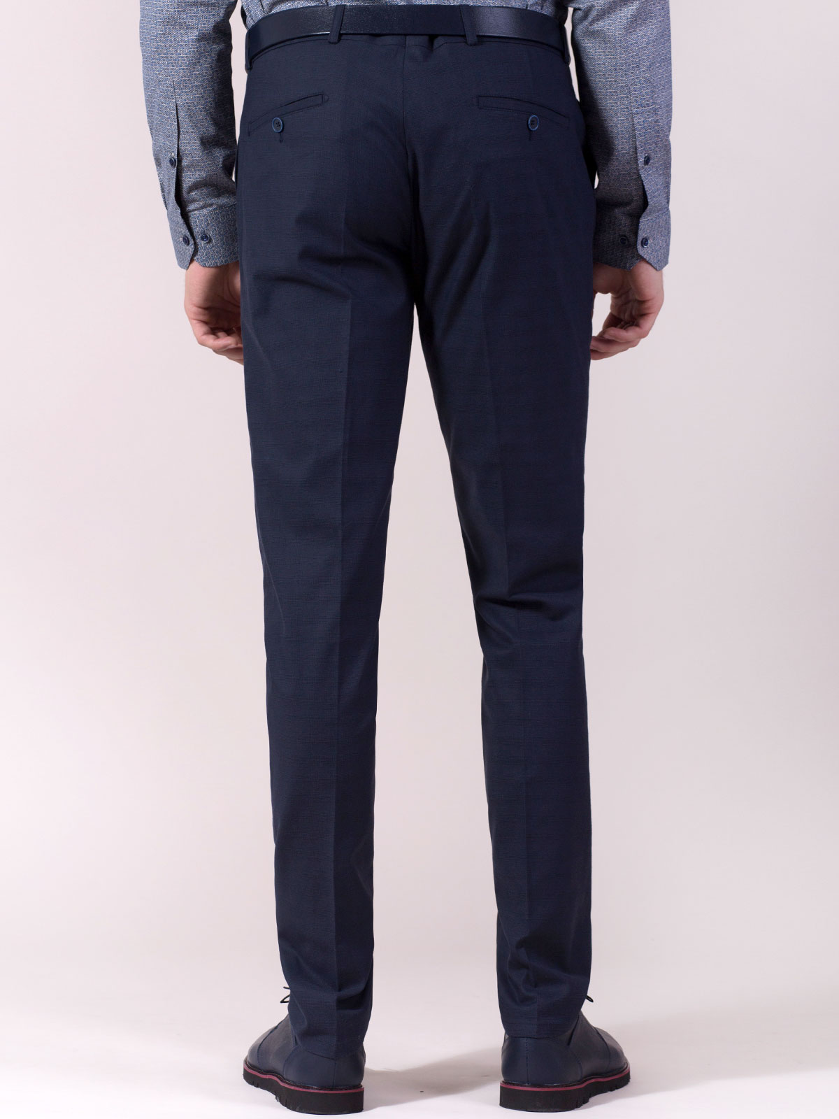 Pantaloni în carouri bleumarin - 60273 € 21.93 img3