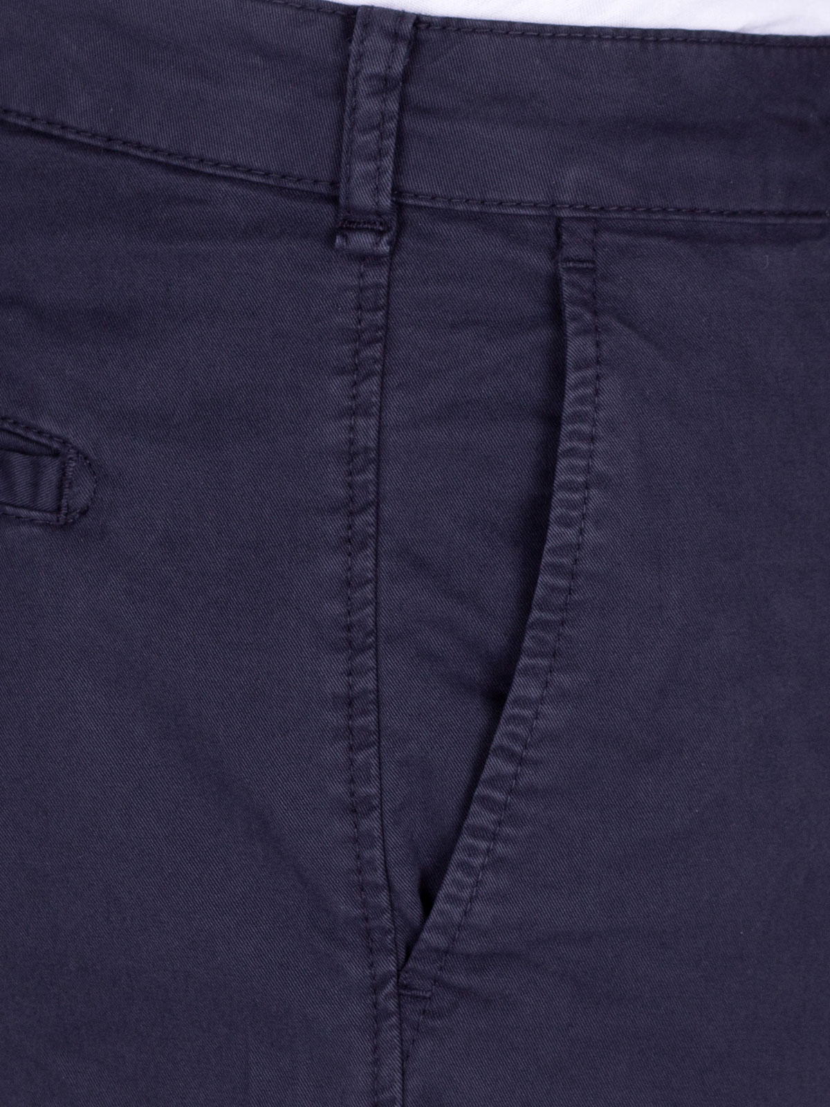 Pantaloni bleumarin cu silueta mulată - 60277 € 49.49 img2