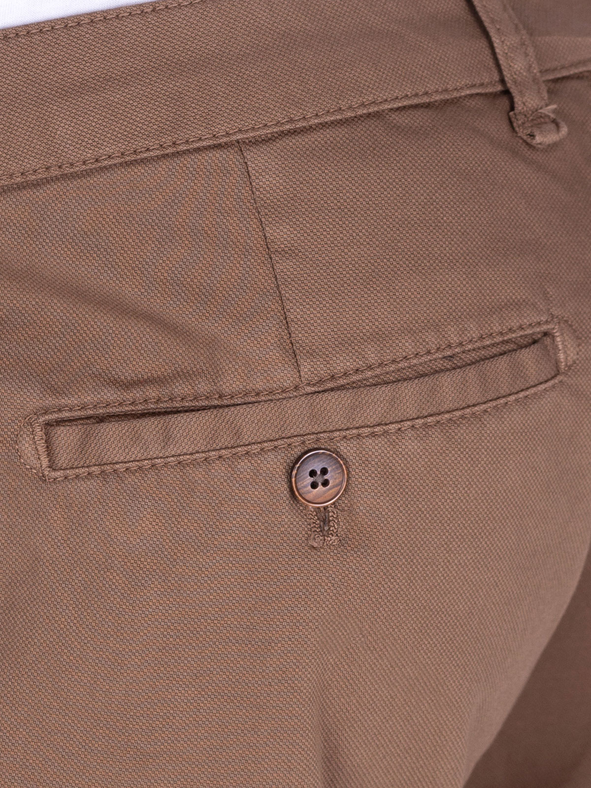 Pantaloni cropți în culoarea cămilului - 60279 € 49.49 img4