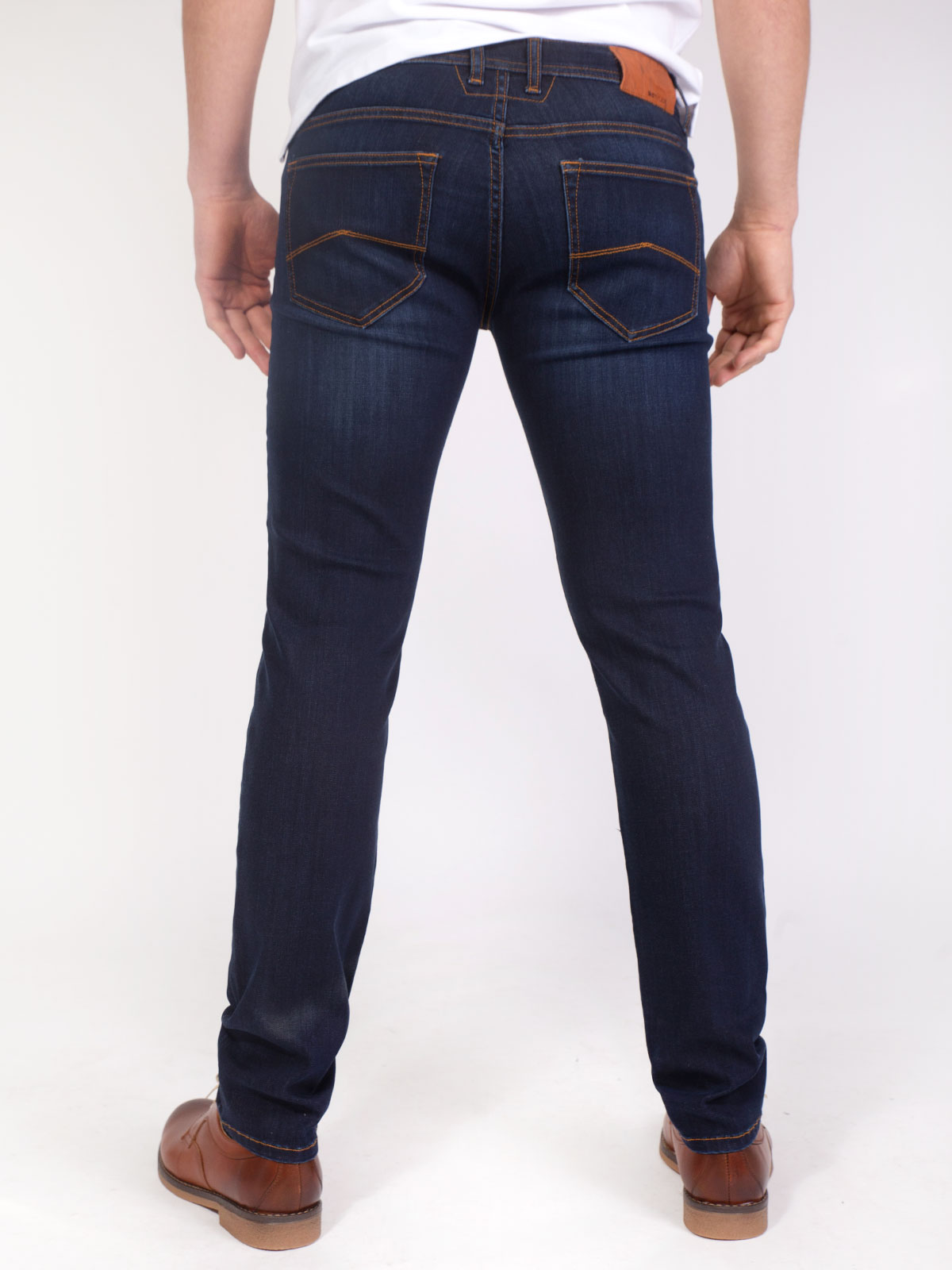 Men Comfort Fit Color Denim Jeans at Rs 745/piece in New Delhi | ID:  15311915591