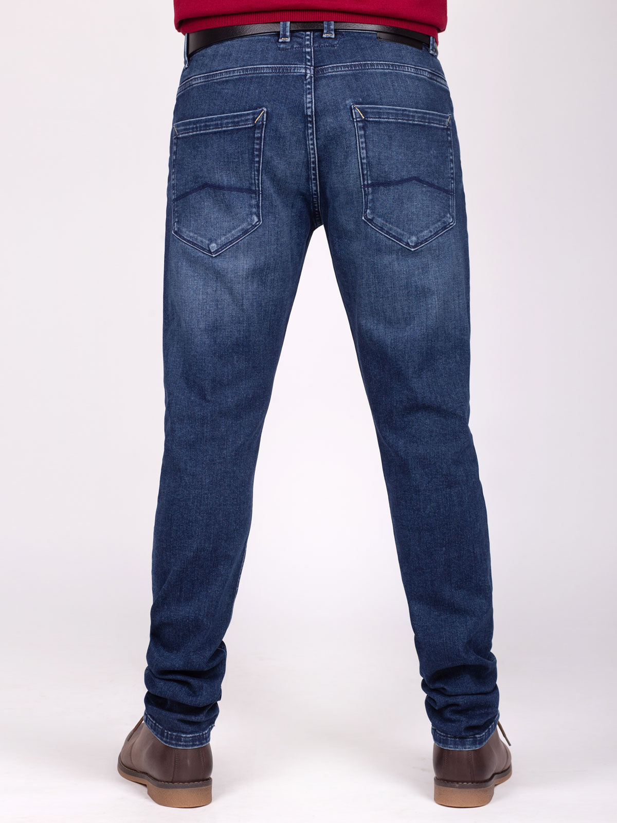 Jeans in indigo with a slight trit effec - 62155 € 50.06 img3