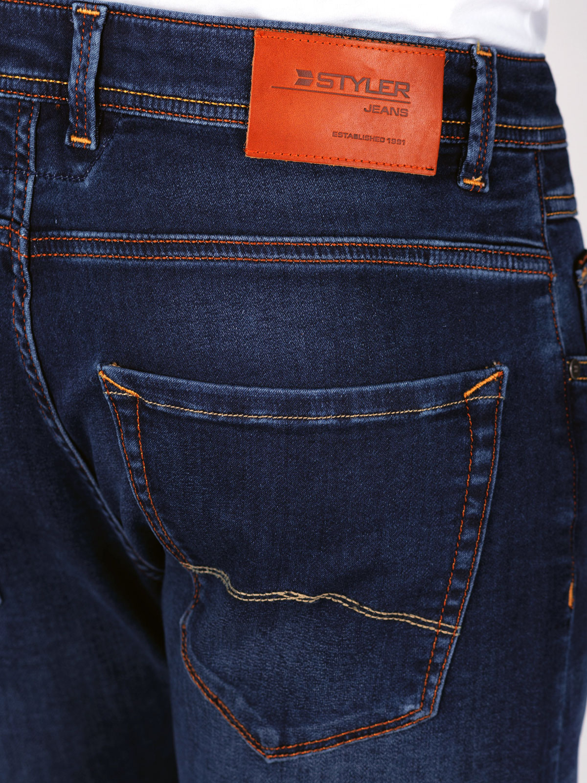 Jeans in dark blue color - 62164 € 61.30 img4