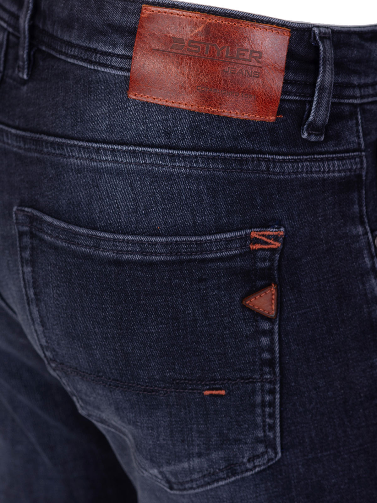 Slim fit jeans in black denim - 62180 € 78.18 img4