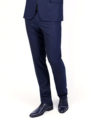 Κομψό παντελόνι βισκόζης σε σκούρο μπλε - 63159 - € 24.75