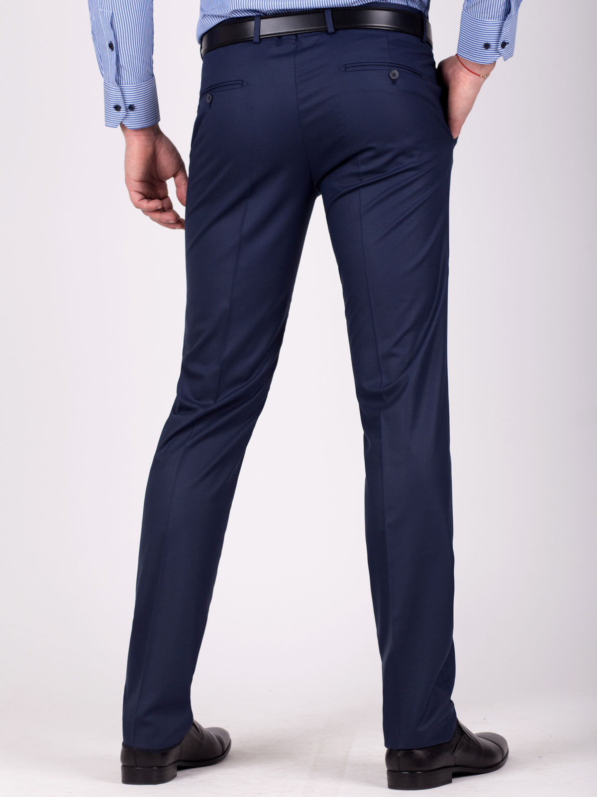 Pantaloni eleganți în albastru marin - 63185 € 30.93 img2