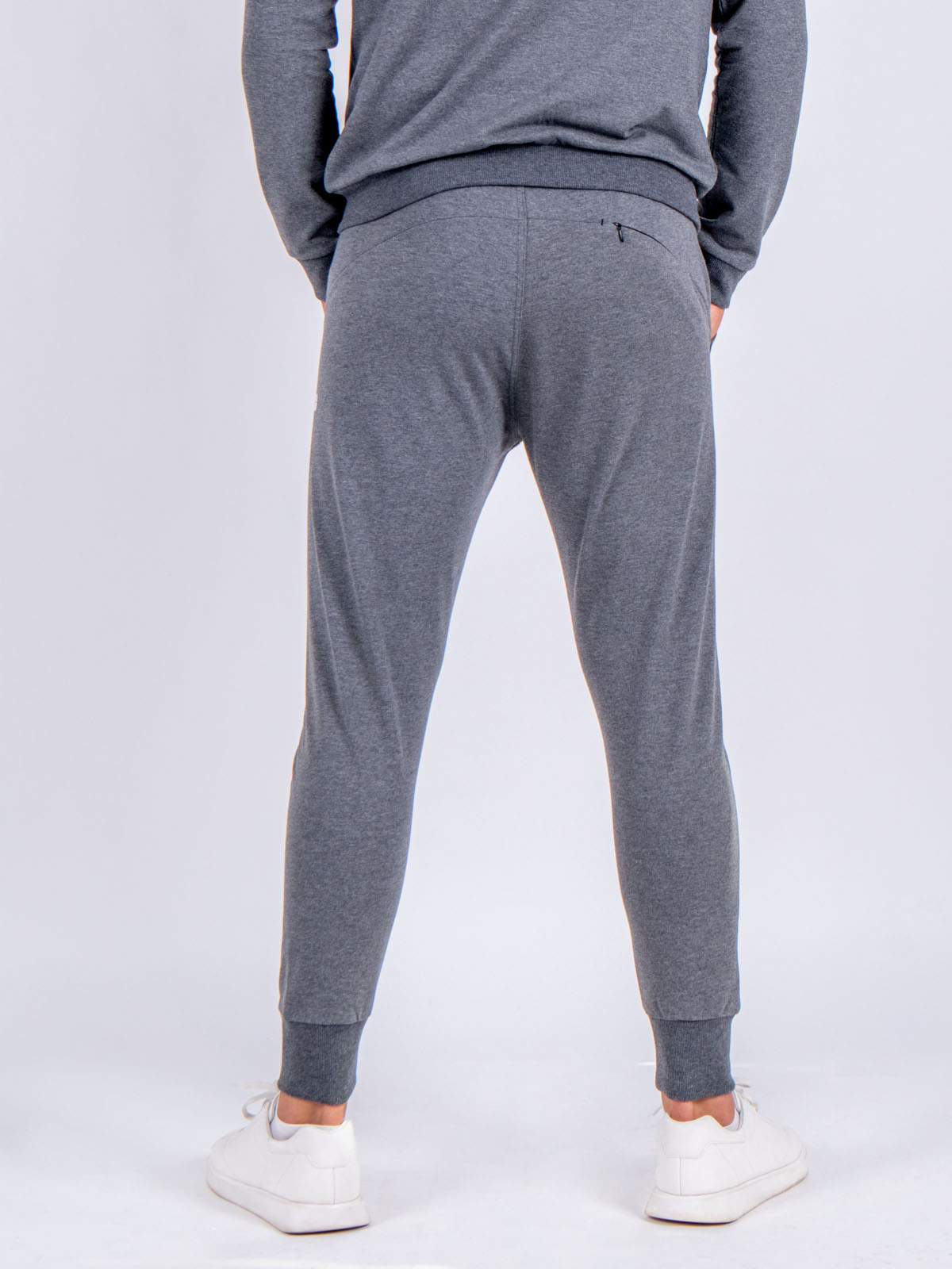 Sports pants in gray melange - 63256 € 29.25 img3
