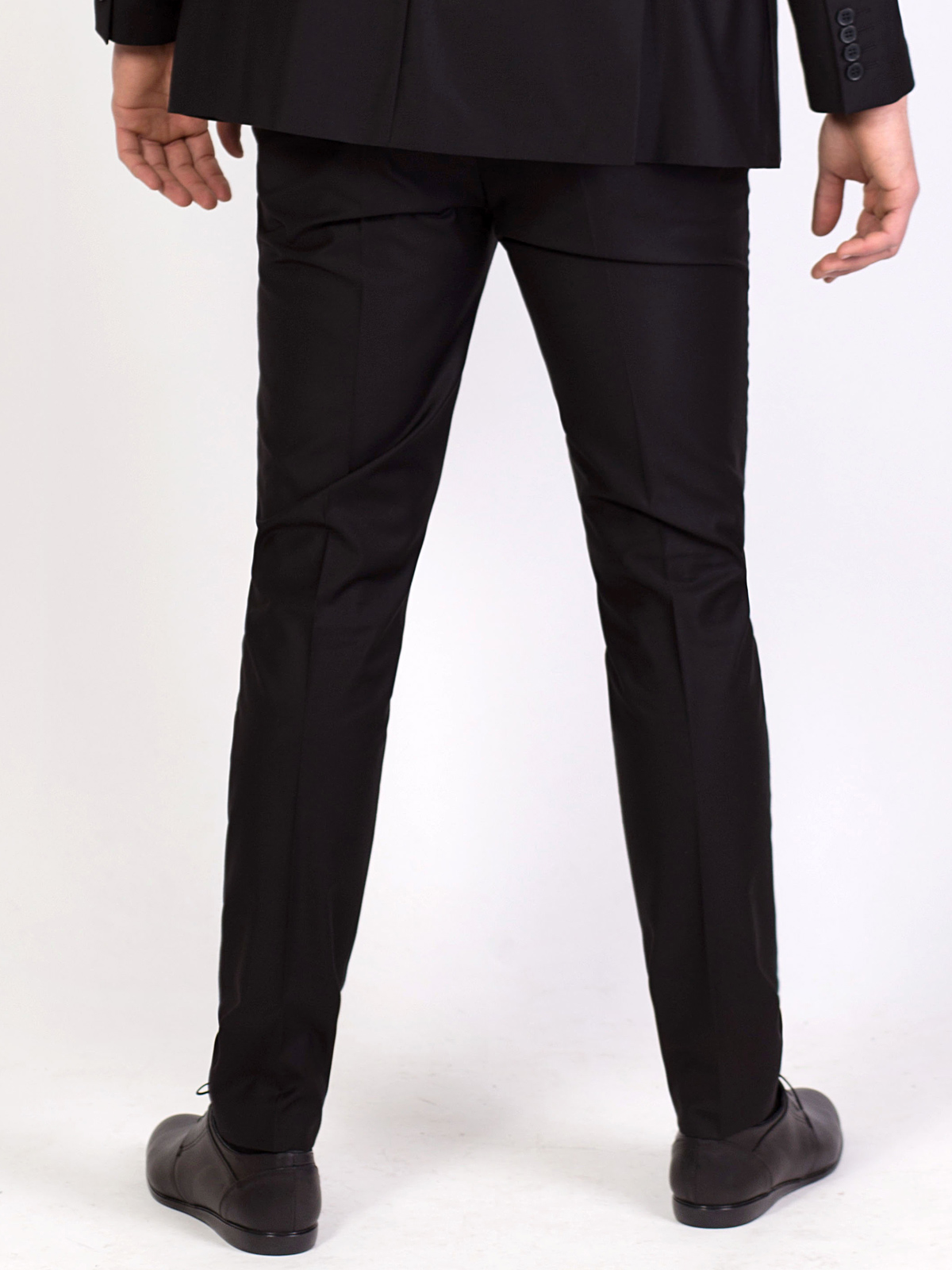 Εφαρμοσμένο κλασικό παντελόνι σε μαύρο - 63302 € 51.74 img4