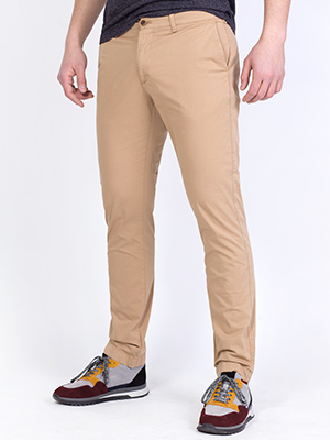 Sporty elegant pants in beige - 63307 - € 55.12