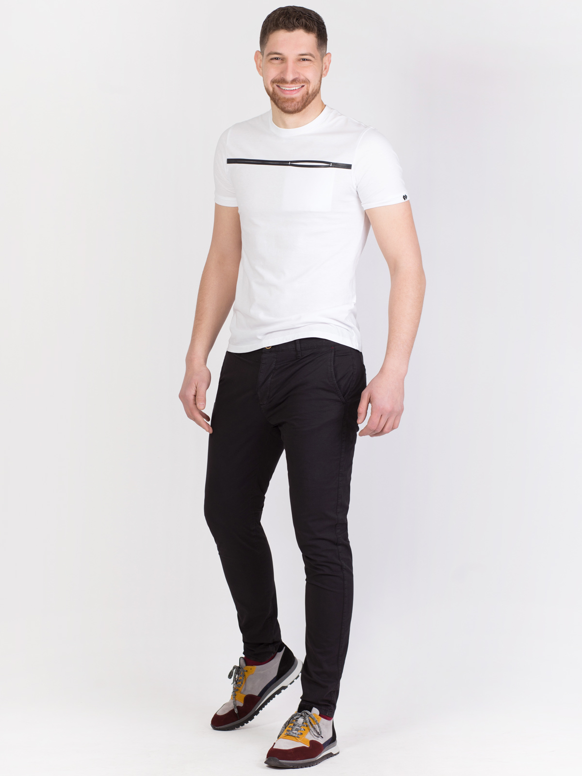 Black trousers with fitted silhouette - 63314 € 44.43 img2