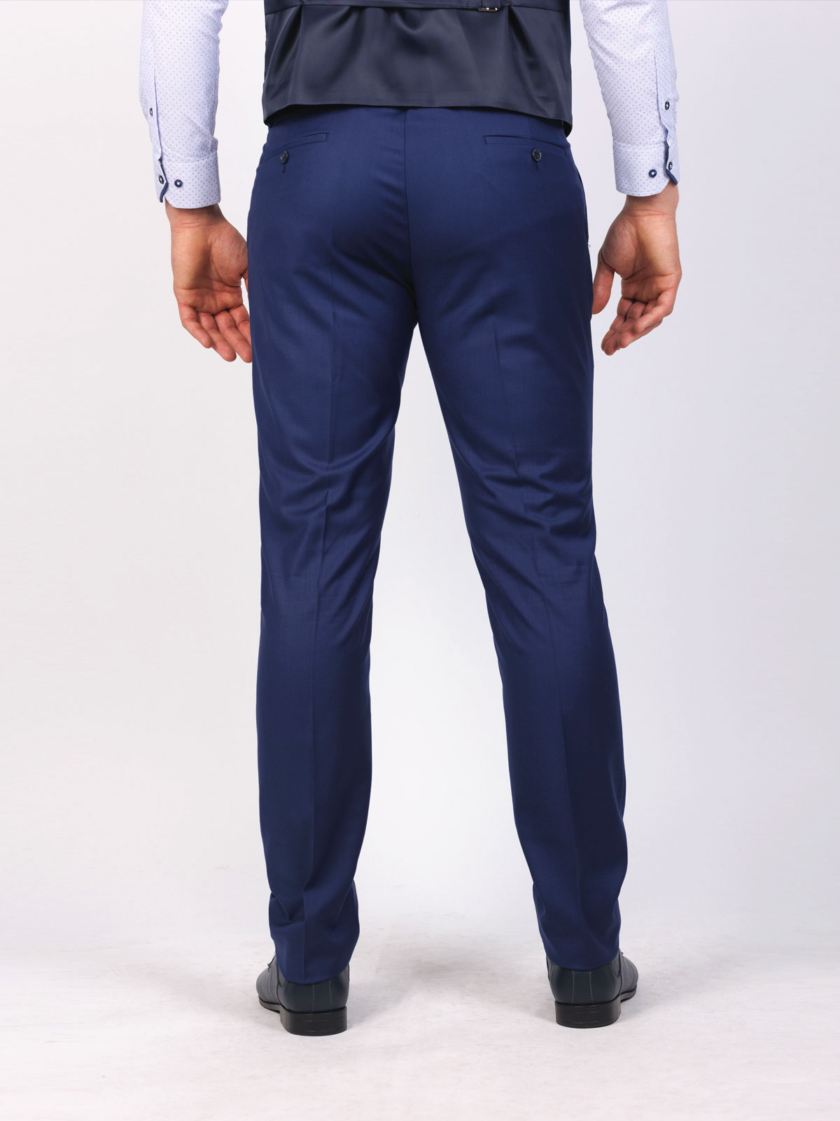 Pants with a fitted cut in blue - 63331 € 60.74 img3