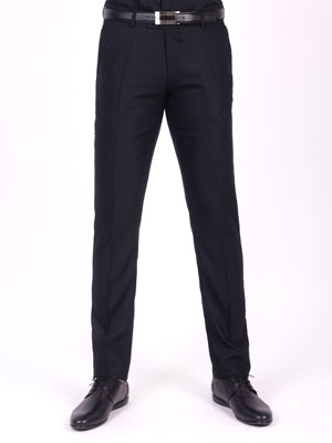 Ανδρικό κλασικό παντελόνι σε μαύρο χρώμα-63664-€ 62.99