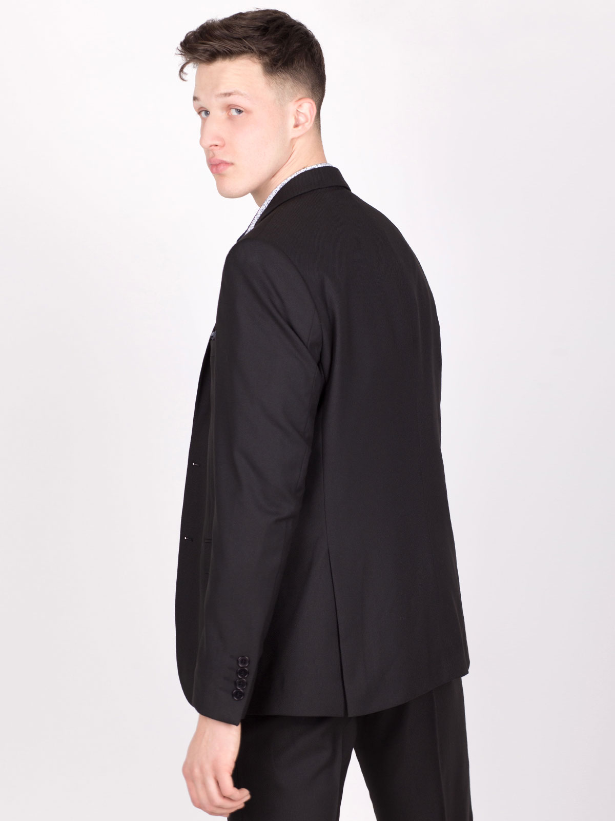  jachetă elegantă de culoare neagră  - 64105 € 106.30 img2