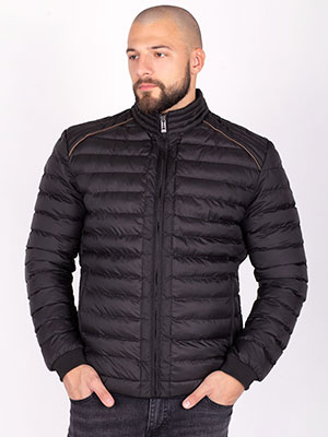 item:Black short quilted jacket - 65112 - € 111.36