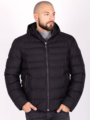 Ανδρικό μαύρο μπουφάν με κουκούλα διπλής-65114-€ 156.35