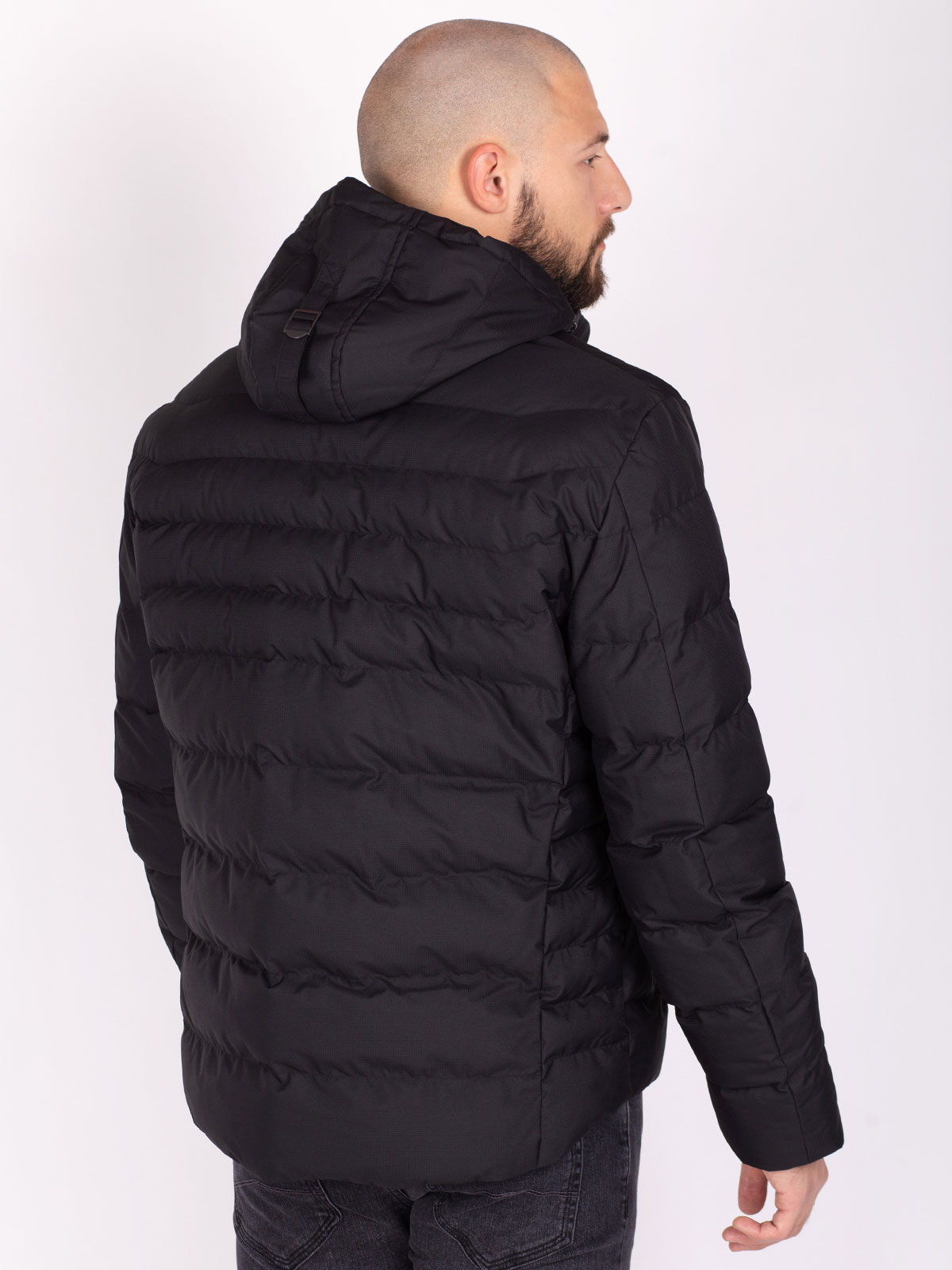 Jachetă neagră cu glugă cu buzunar dublu - 65114 € 132.73 img3