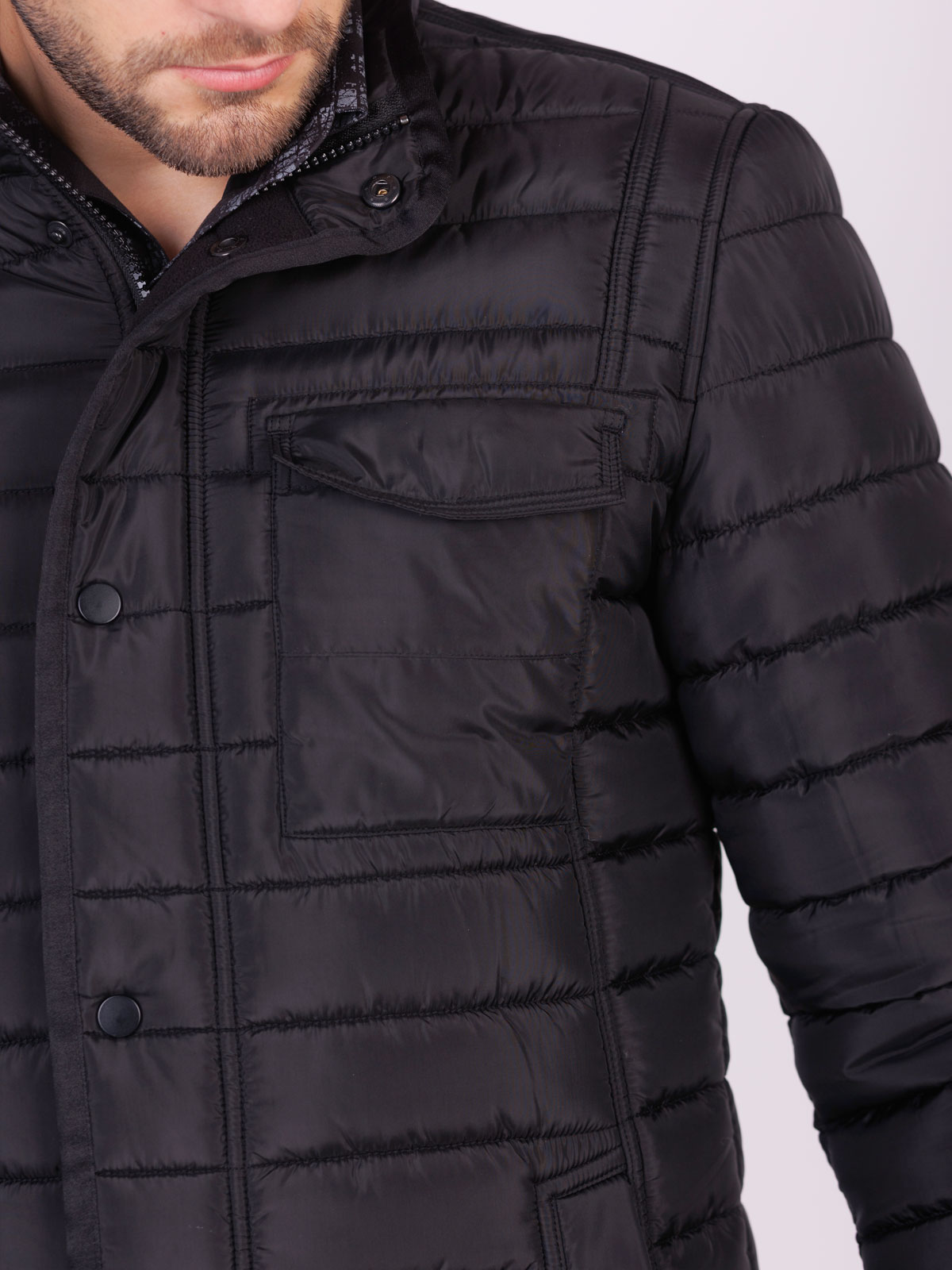 Χειμερινό μπουφάν σε μαύρο χρώμα - 65118 € 104.61 img4