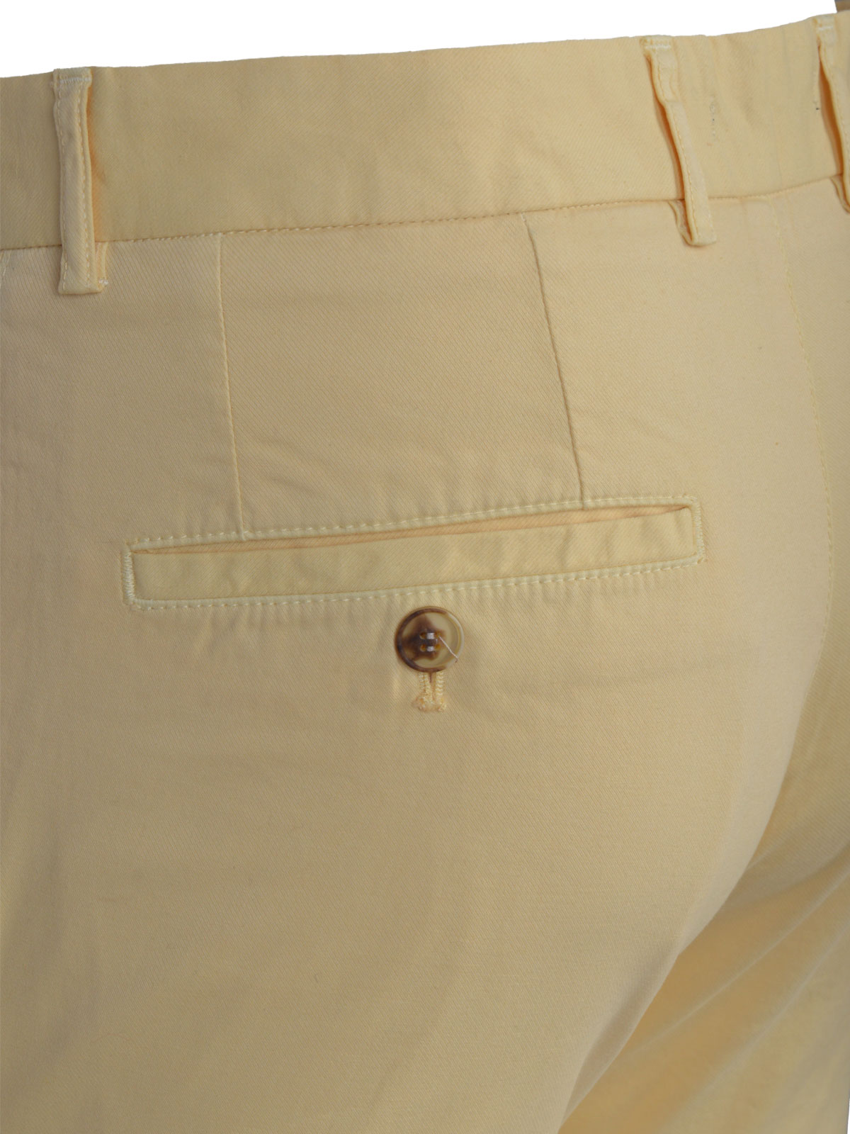 Pantaloni scurți din bumbac în galben - 67080 € 38.24 img2