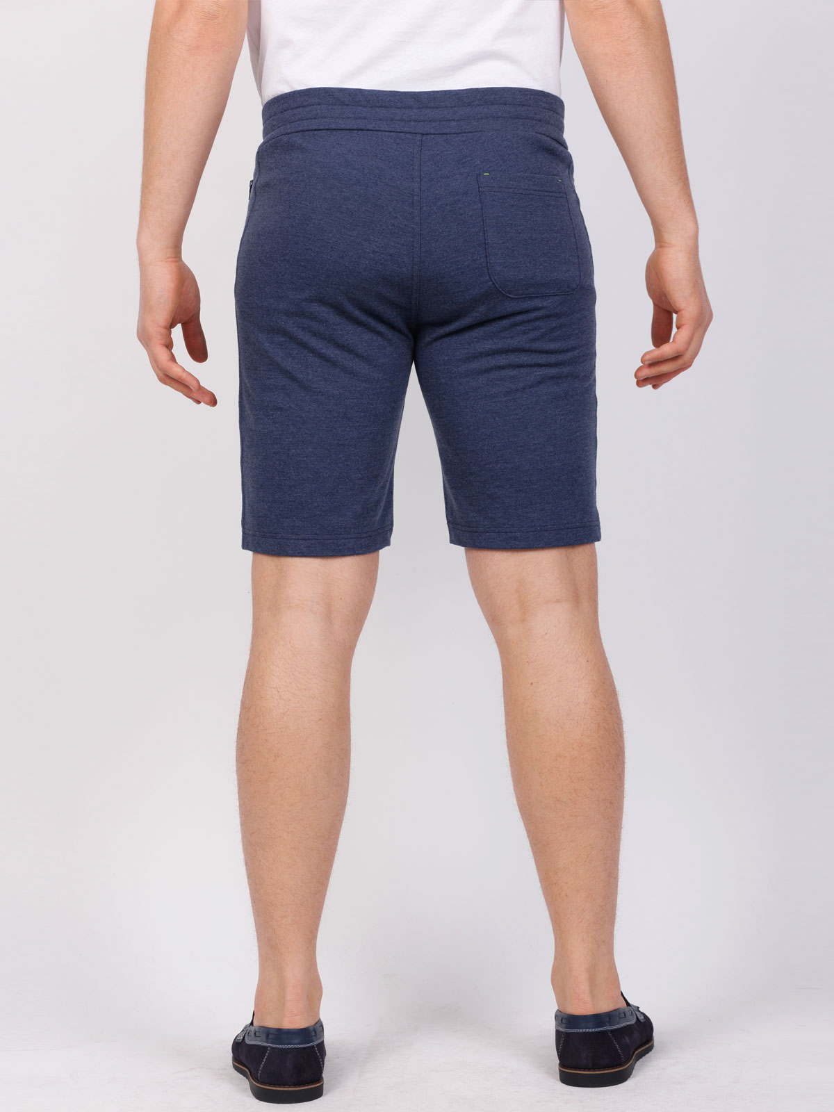Short sport trousers in blue melange - 67082 € 33.18 img3