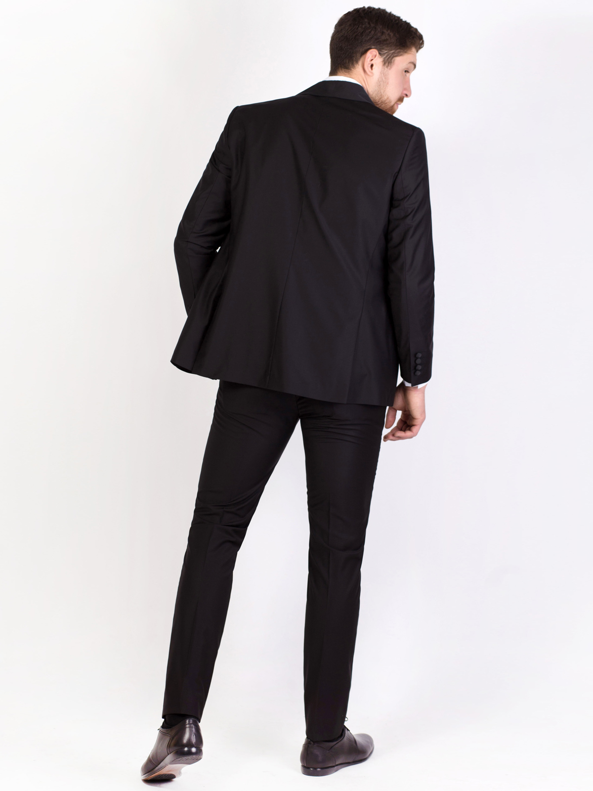 Costum negru cu eșarfă cu guler de sati - 68050 € 164.79 img4