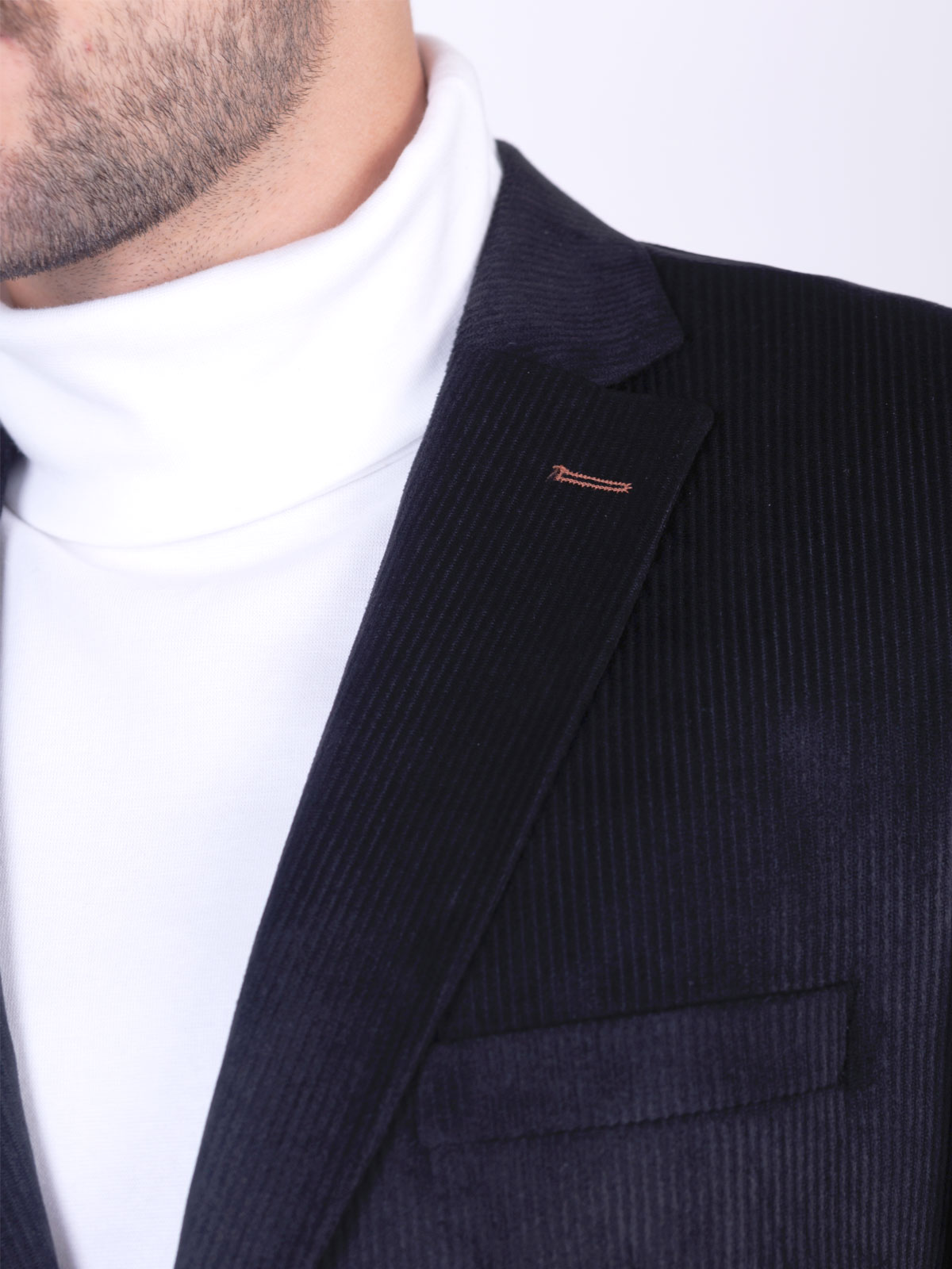 Ανδρικό ριγέ κοστούμι σε μαύρο χρώμα - 68069 € 191.22 img3