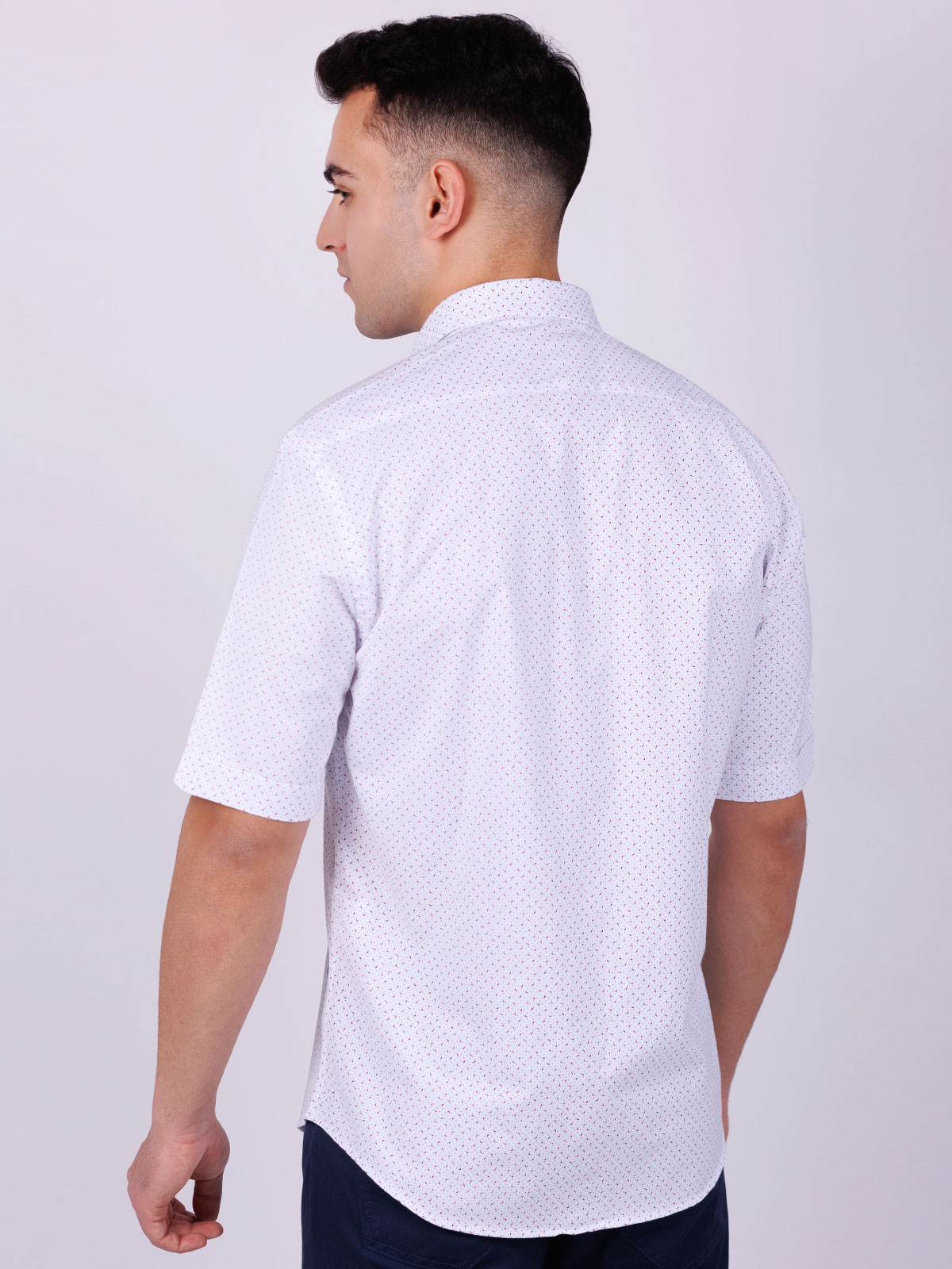 Λευκό πουκάμισο με στάμπα φιγούρας - 80230 € 38.81 img4