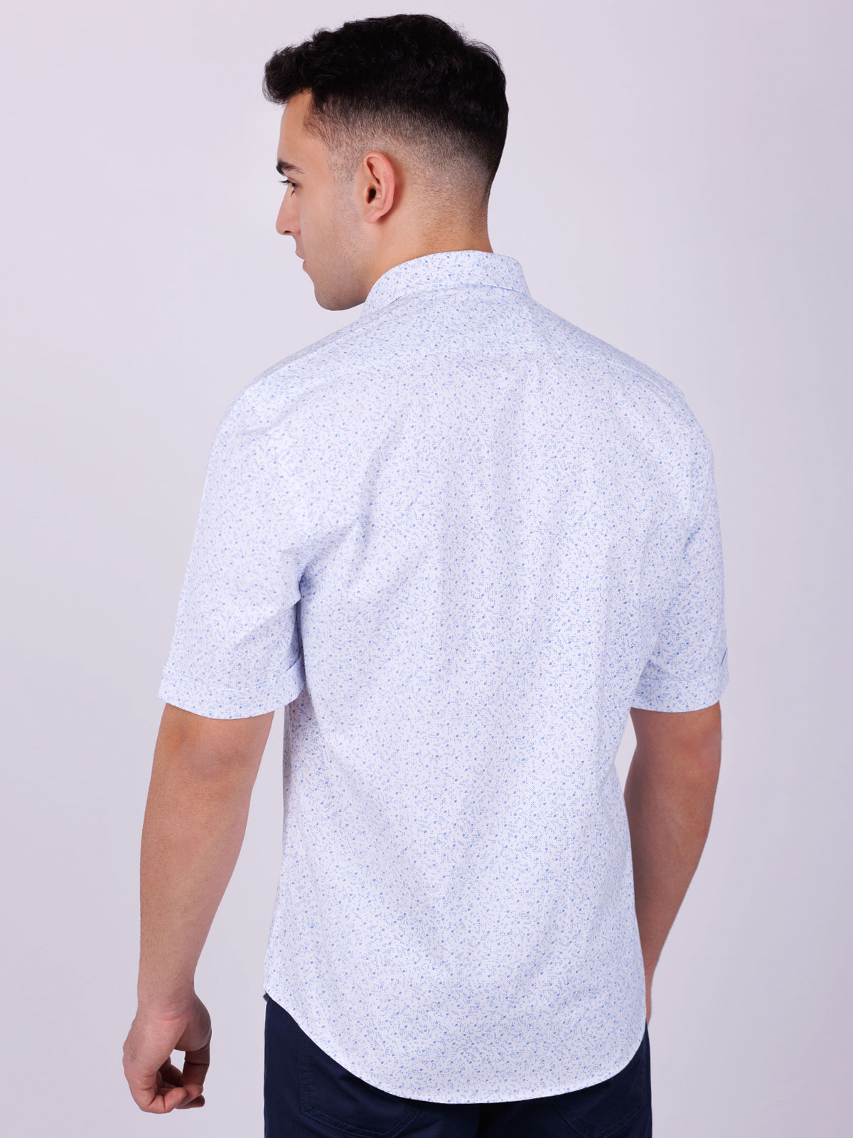 Shirt in white with small blue figures - 80231 € 38.81 img4