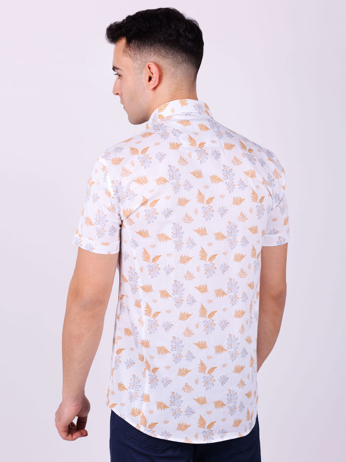 Shirt with leaf and twig print - 80232 € 40.49 img4