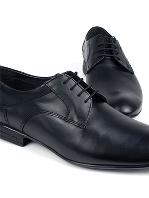 Mens classic shoes in black - 81052 - € 55.68