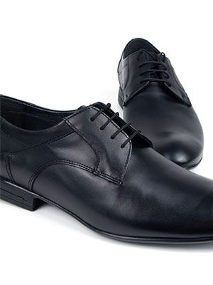 Μαύρα κομψά παπούτσια από λείο δέρμα-81074-€ 83.24