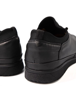 Black leather shoes with elastic laces - 81095 - 41.62 € img4