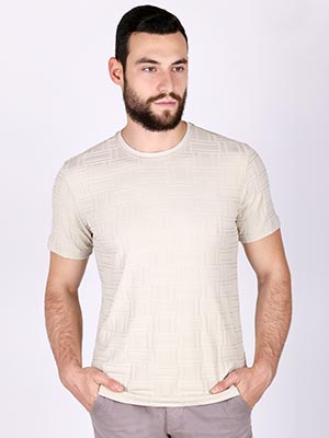  beige tshirt with embossed lines  - 88014 - € 6.75