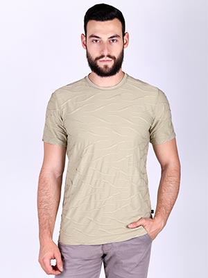  tshirt with embossed waves  - 88031 - € 6.75