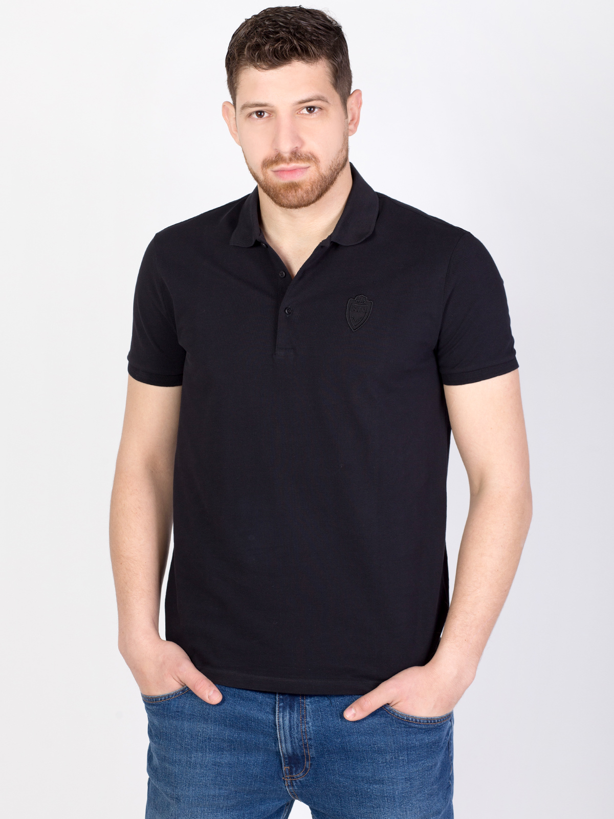 Black plain tshirt with embroidered log - 93341 € 16.31 img1